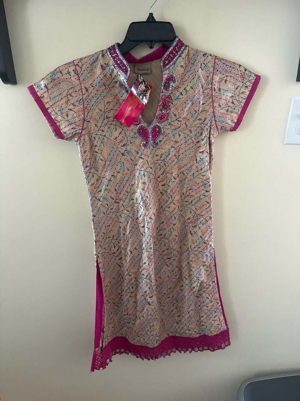 Kaatha by Karishma Paisley Print Kurti Tunic with Embroidered Neckline